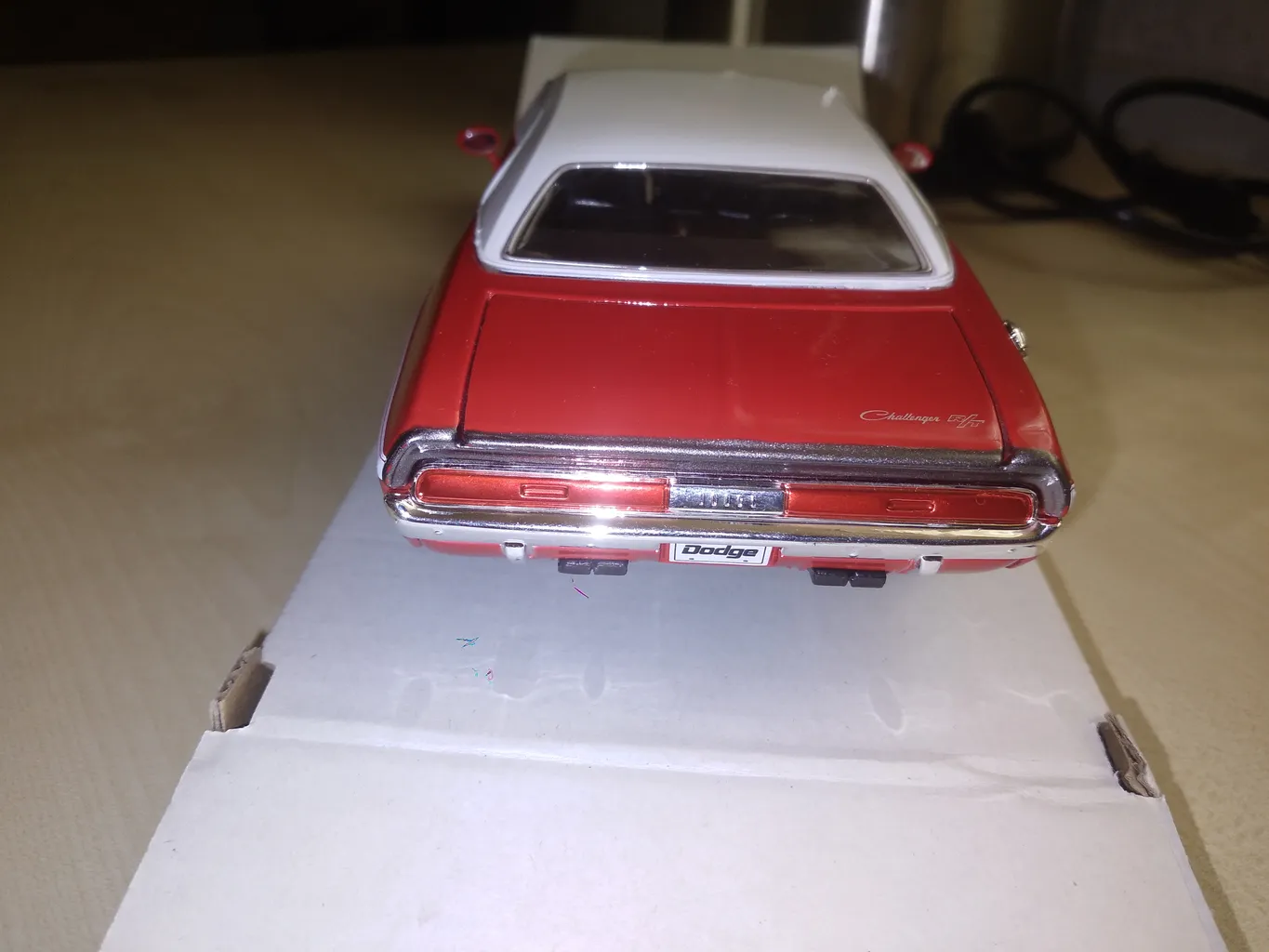 ماکت ماشین مایستو مدل 970 Dodge Challenger R/T