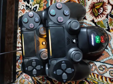 پایه شارژر دسته بازی پلی استیشن 4 دابی مدل tp889