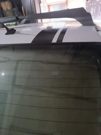 برچسب بدنه خودرو ونگارد کد 22 مجموعه 2 عددی