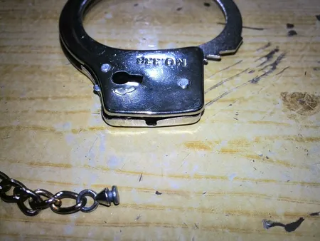 دستبند اسباب بازی مدل police-2