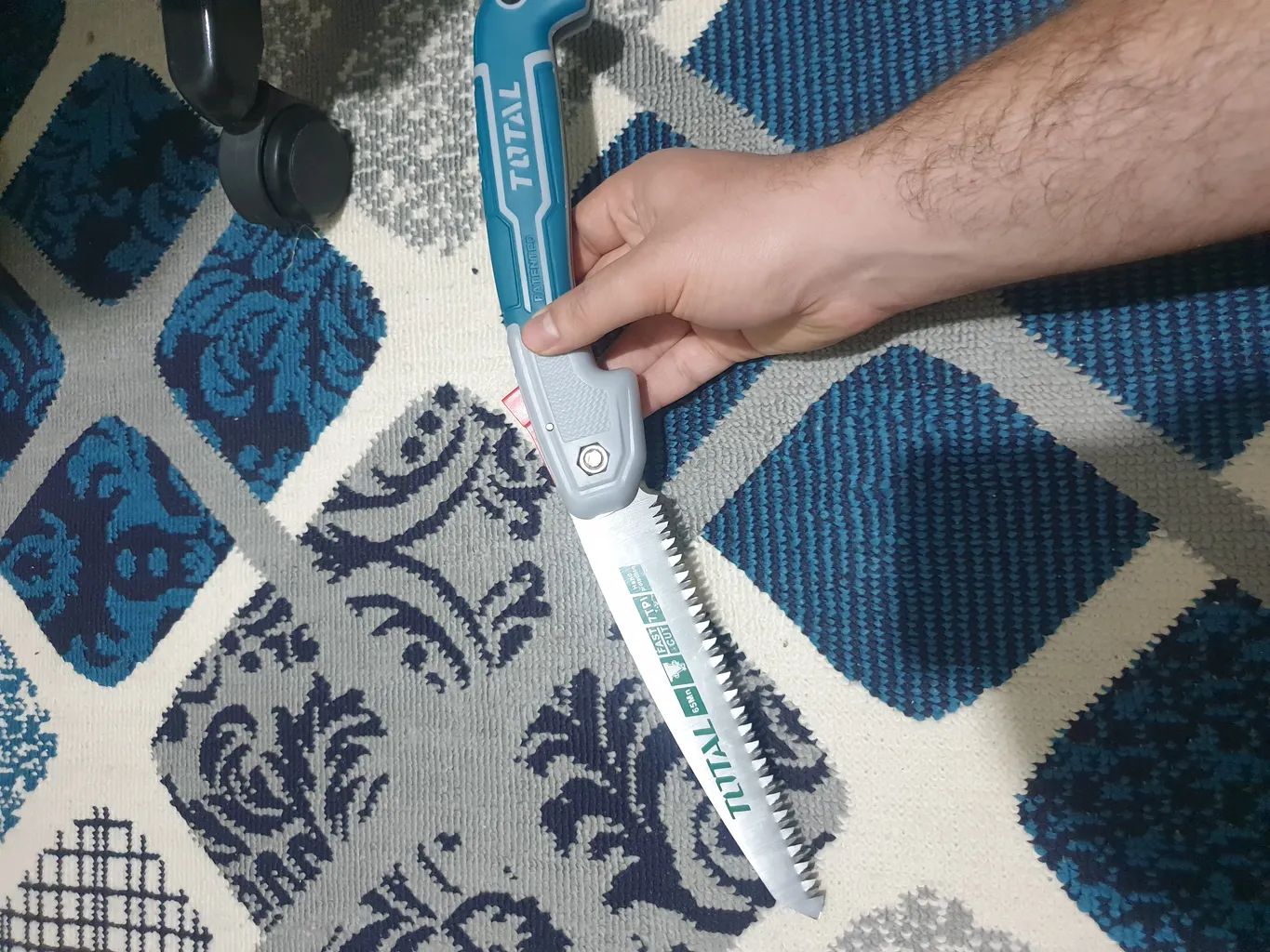 اره باغبانی تاشو توتال مدل THFSW18026