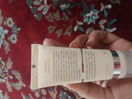 کرم روشن کننده ویتامین C سینره حجم 40 میلی لیتر