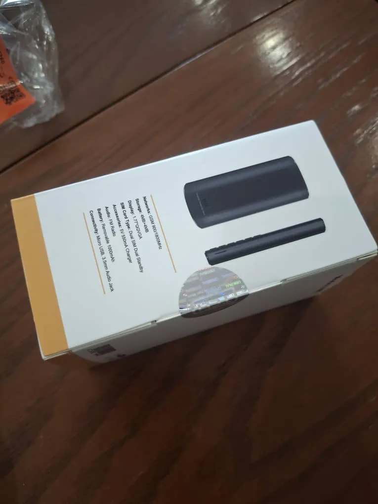 گوشی موبایل تی سی اچ مدل Lime دو سیم‌کارت ظرفیت 4 مگابایت