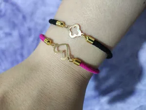 تجریه خرید دستبند طلا 18 عیار زنانه مدل قلب