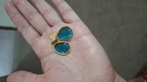 تجریه خرید گوشواره طلا 18 عیار زنانه تاج مدل کندی سیب