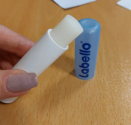 بالم لب لابلو مدل HYDRO CARE