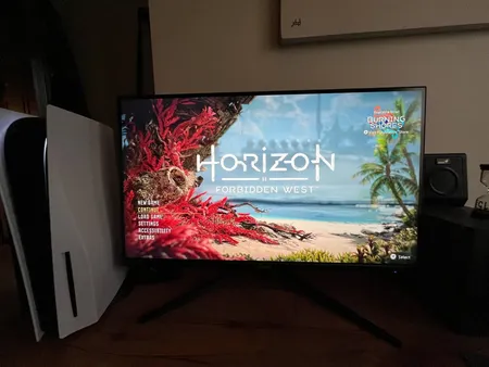 مانيتور گیمینگ 27 اینچ جی پلاس مدل GGM-L277FN، رزولوشن FullHD، پنل IPS، نرخ بروزرسانی 144 هرتز، با نسبت تصویر 16:9، دارای پورت HDMI و DisplayPort و USB و خروجی هدفون