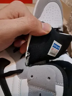 کفش مخصوص دویدن مدل Air Jordan 1 Mid Light Smoke