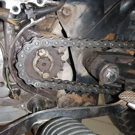 زنجیر موتورسیکلت راپیدو مدل RA03CHA