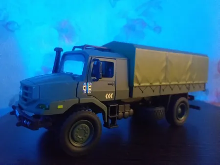ماشین بازی کایدویی مدل کامیون ارتشی