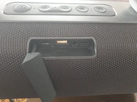 اسپیکر بلوتوثی قابل حمل تسکو مدل TS 2305