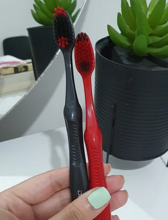 مسواک دن تک مدل Easy Clean با برس خیلی نرم مجموعه 2 عددی