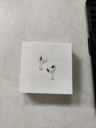 هدفون بلوتوثی اپل مدل AirPods 3