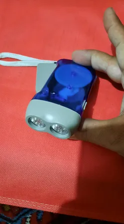 چراغ قوه دستی مدل MAGIC