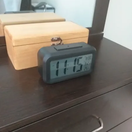 ساعت رومیزی اسمارت کلاک مدل TCK-18 کد K21