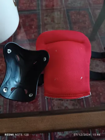 اسکیت کفشی استریت رانر مدل ۰۰۲ به همراه کلاه و لوازم ایمنی اسکیت