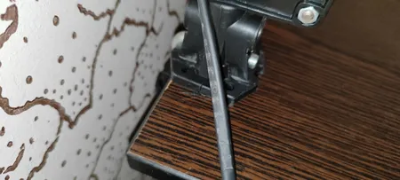 چراغ مطالعه بوستانچی مدل EN-111 همراه با لامپ  ال ای دی 7 وات E27