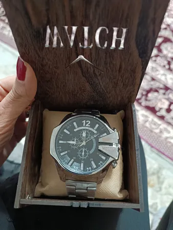 ساعت مچی عقربه‌ای مردانه مدل اسپرت شاخدار کد Dzl 3