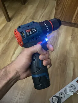 دریل چکشی شارژی صنعتی براشلس مدل LIFE STYLE مجموعه 28 عددی