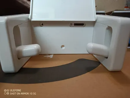 جای دستمال توالت سنی پلاستیک مدل Niyama