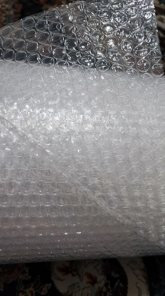 پلاستیک حبابدار ضربه گیر کد 1008 رول عرض 50 سانتیمتر در طول 20 متر