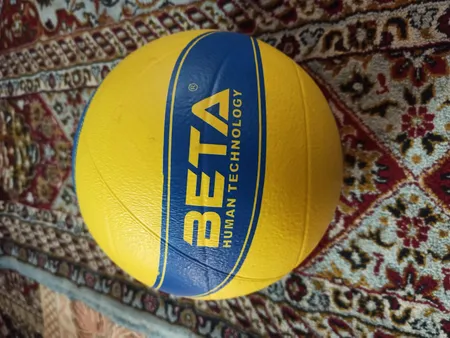 توپ والیبال بتا مدل PVBR5-MKS سایز 5