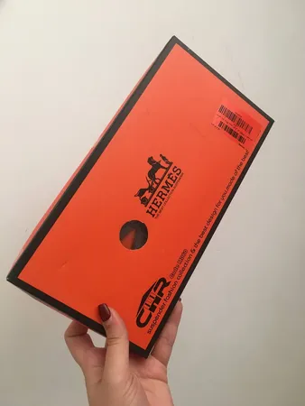 ساس بند زنانه سی اچ آر کد M060