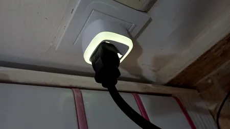 مبدل برق هادرون مدل A10-1