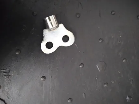 آچار هواگیر رادیاتور کد ۱۱