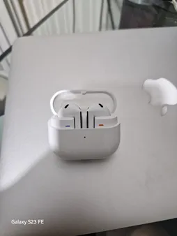 هدفون بلوتوثی سامسونگ مدل Galaxy Buds3