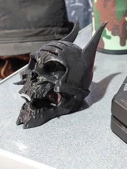 نگهدارنده پیک گیتار مدل  oni skull