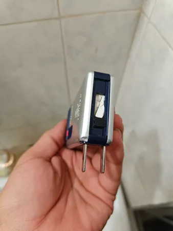 ماشین اصلاح موی صورت یاندو مدل Sv-w301u به همراه تیغه و توری یدک