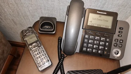 تلفن بی‌سیم پاناسونیک مدل KX-TGF310