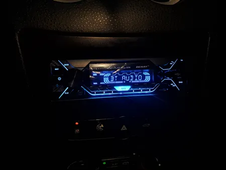 پخش کننده خودرو دنای مدل DE-C7021F