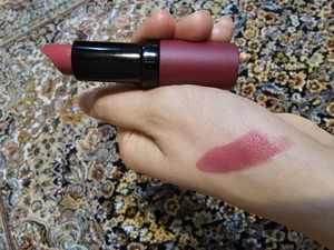 تجریه خرید رژ لب گلدن رز مدل Velvet شماره 12