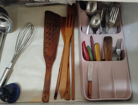 نظم دهنده قاشق و چنگال مدل Si-38