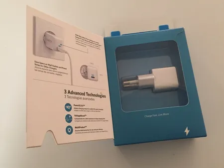 شارژر دیواری انکر مدل A2633