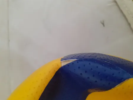 توپ والیبال مدل V200W