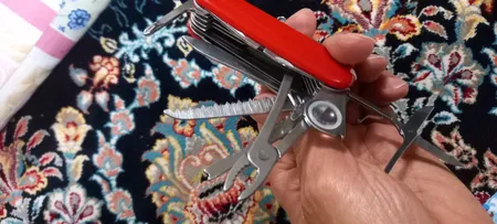 ابزار چندکاره سفری مدل 18 کاره