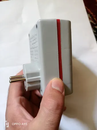 محافظ ولتاژ سارا مدل P156S مناسب برای یخچال