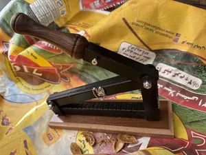 تجریه خرید بادام شکن مدل تمام چوب