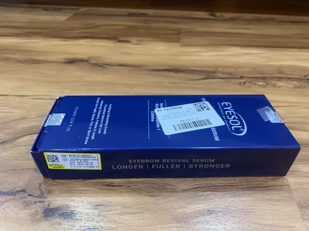 سرم تقویت کننده ابرو آیسول مدل Caffeine حجم 4.2 میلی لیتر