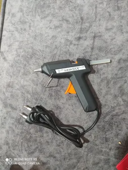 دستگاه چسب تفنگی جانسون مدل FL-138B به همراه یک عدد چسب حرارتی جانسون بصورت رایگان