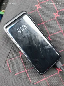 تجریه خرید پاوربانک هترون مدل HPB2055G-100W ظرفیت 20000 میلی آمپر ساعت به همراه کابل تبدیل USB به USB-C