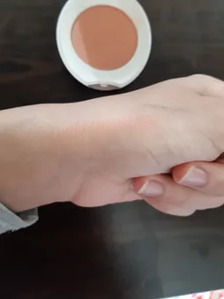 رژگونه شون سری Charming شماره B03