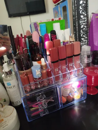 استند لوازم آرایشی مدل donya4