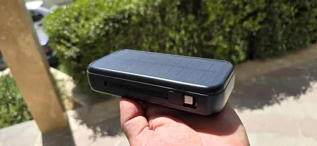 پاوربانک خورشیدی گرین لاین مدل PD20W SOLAR2 ظرفیت 16000 میلی آمپر ساعت