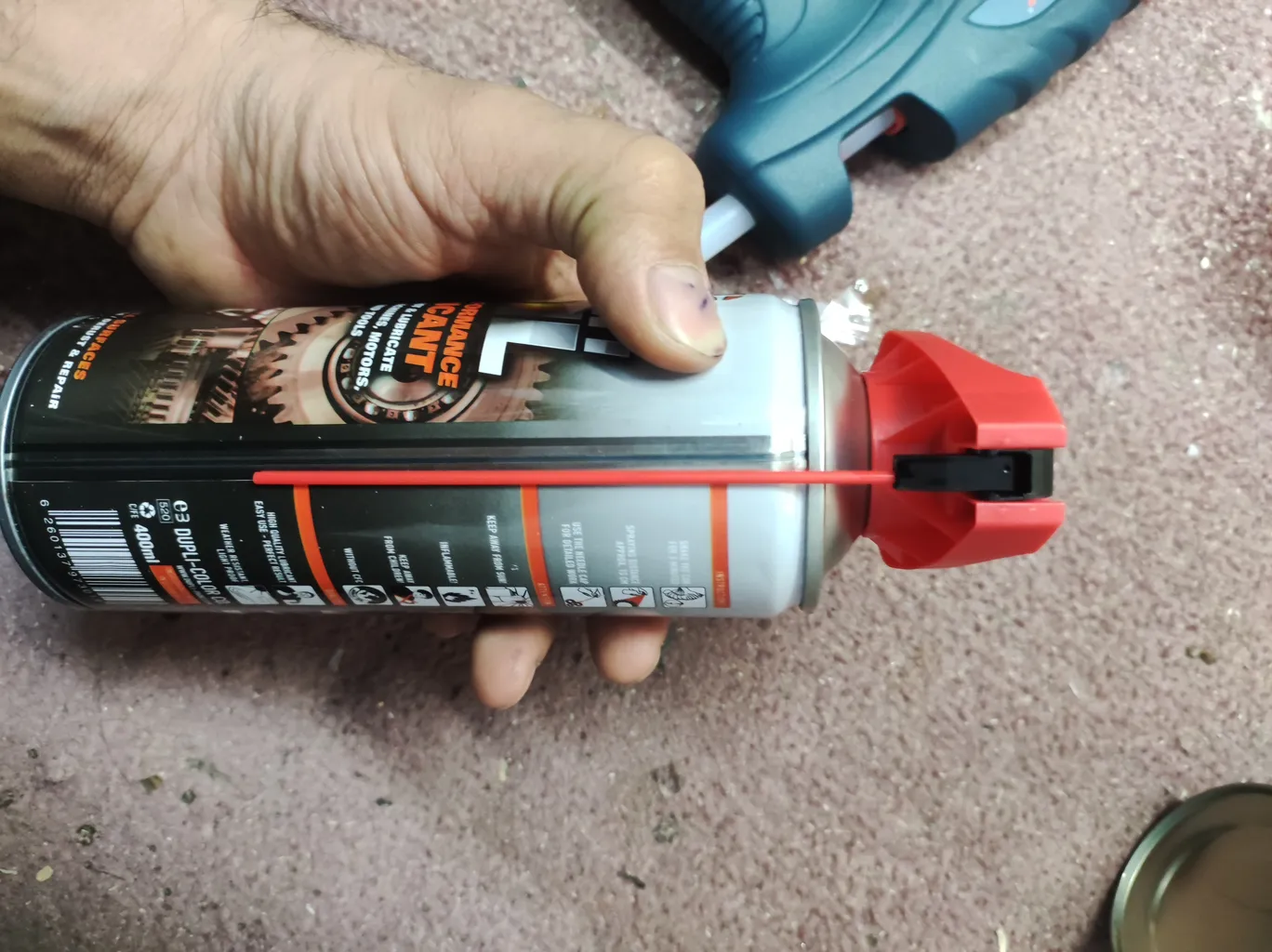 اسپری روان کننده و زنگ بر دوپلی کالر مدل سوسماریSaurian حجم 400 میلی لیتر