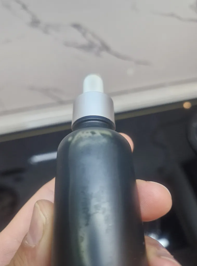 کلروفیل مایع مخصوص پوست هیلر مدل 011 حجم 30 میلی لیتر