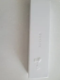 ساعت هوشمند اپل واچ سری 6 مدل 44mm Aluminum Case with Sport silicone Band، صفحه نمایش لمسی 1.78 اینچ با Retina LTPO OLED، سازگار با iPhone 6S به بالا و IOS 14 به بالا، قابلیت مکالمه از طریق بلوتوث، شمارنده ضربان قلب، شتاب‌سنج، گام‌شمار، باتری لیتیوم یونی